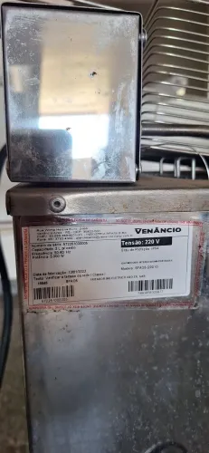 Fritadeira elétrica Venâncio 220v