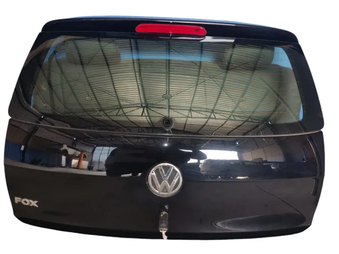 Tampa Traseira Do Porta Malas Volkswagen Fox 2013 - Preta