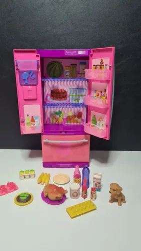 Geladeira da Barbie Completa ( antiguissima).Original.