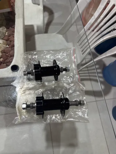 Cubos para bicicleta 36 furos com freio a disco .