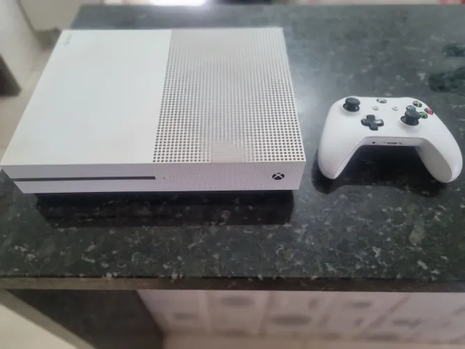 Xbox One S 1TB 
