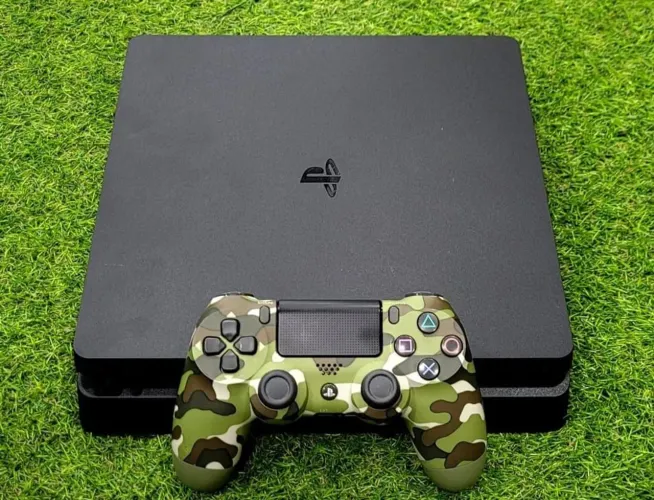 Ps4 slim impecável