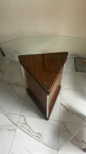 Mesa de Jantar 6 lugares SEM cadeira, tampo em vidro base de madeira de lei (IPE)