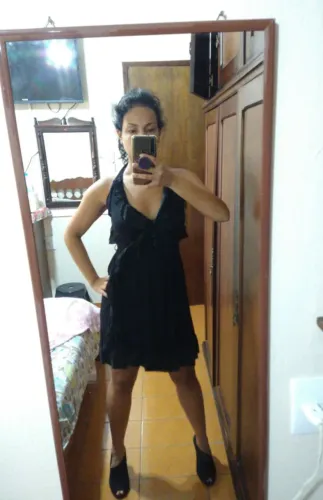 Vestido Ópera Rock Preto M - envelope, decotado e estiloso