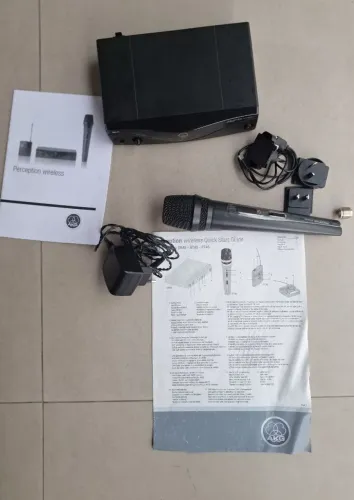 Microfone Akg Pw45 Vset Dinâmico Perception Wireless Band-u2