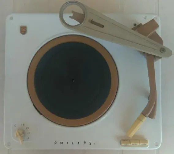 Vitrola Toca disco Philips AG1024 1959