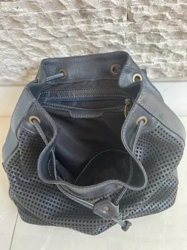 Mochila couro azul Timberland nova
