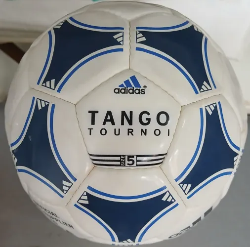 BOLA ADIDAS TANGO TOURNOI NFHS8 RARA DE COLECAO NOVA FRETE GRATIS