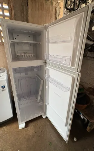 geladeira frost free 371 litros electrolux branco dfn41 127v