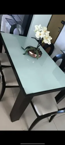 Mesa + 06 cadeiras