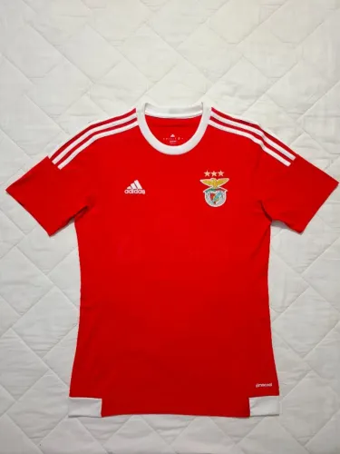 Camisa Benfica - 2015 - Tam. P (Para Restauração)