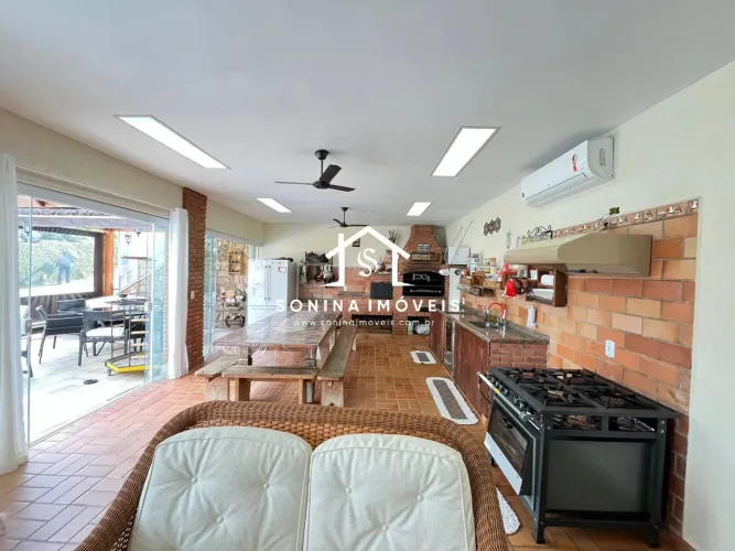 Casa térrea em Condomínio exclusivo à Venda