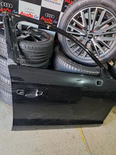 Porta dianteira Audi A3 2014 ao 2021. Várias cores disponíveis 