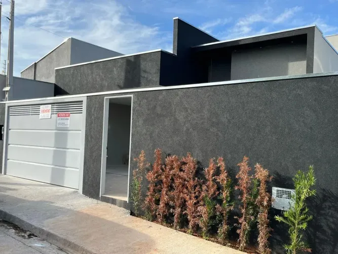 Imóvel para venda tem 132 metros quadrados com 3 quartos