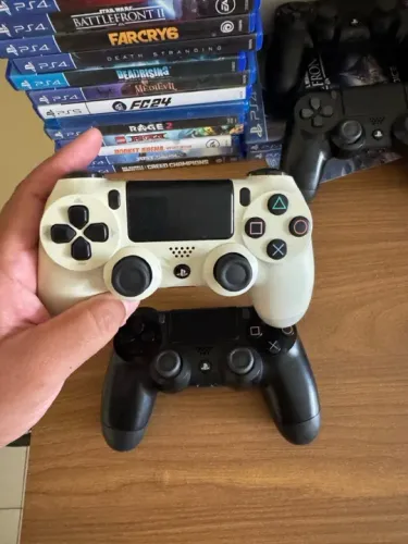 Controle PS4 Branco - Original 290,00