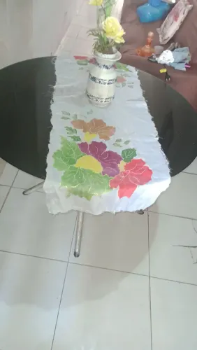 Mesa Redonda com Tampo de Vidro