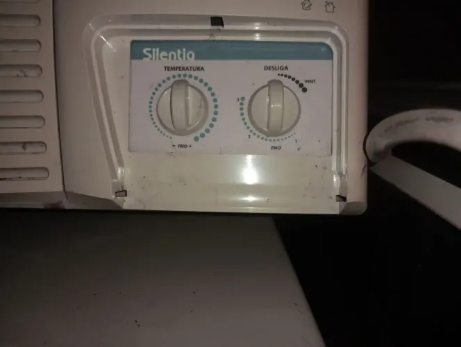 Ar Condicionado de janela Silentia 30000 btus