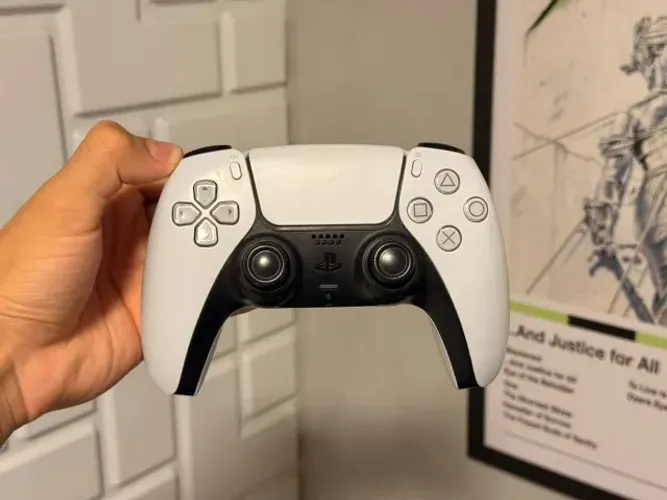 CONTROLE PS5 DUALSENSE - CARTÃO ATÉ 21x