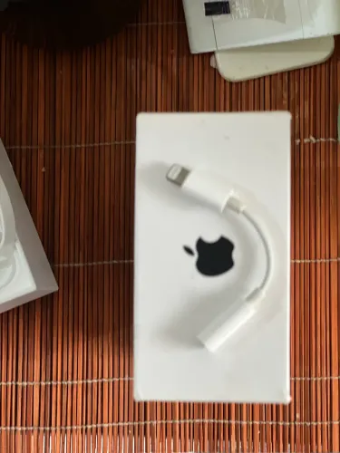 Adaptador Lightning para P2 Apple - Seminovo | Original para iPhone