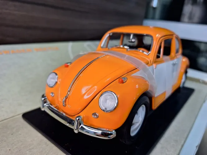 Na Caixa, 1:18, Fusca Greenlight