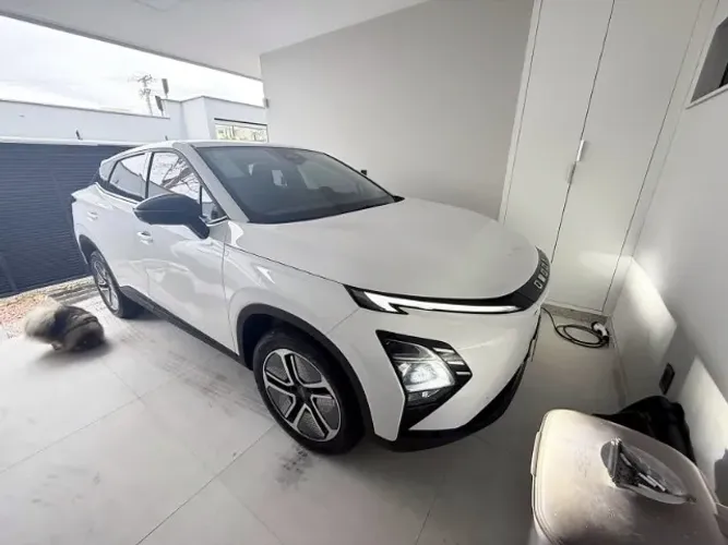 Omoda E5 Elétrico (61,1 KW) 2026