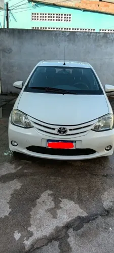 Toyota Etios X Sedan 1.5 Flex 16V 4P Mec. 2015