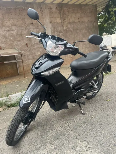 ? VENDO YAMAHA CRYPTON 2012 ?