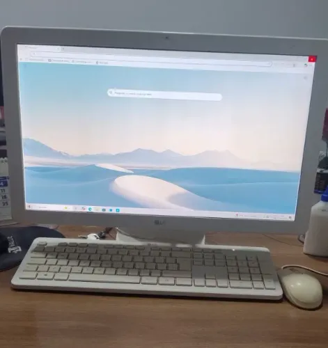 Computador de mesa LG 