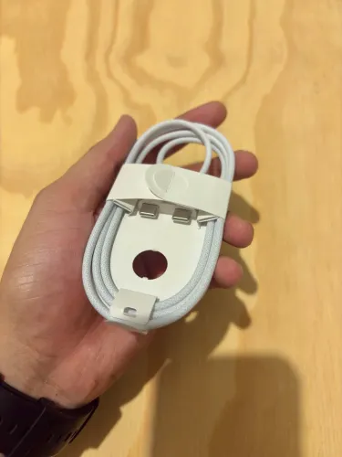 Cabo iPhone 15, 16 e 17 Original Nunca Usado