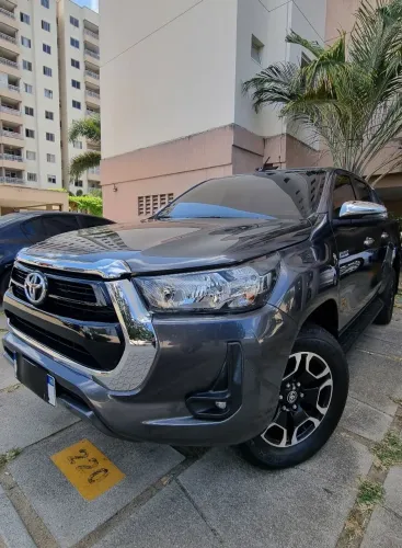 Toyota Hilux CD SRV 4X4 2.8 TDI Diesel Aut. 2021