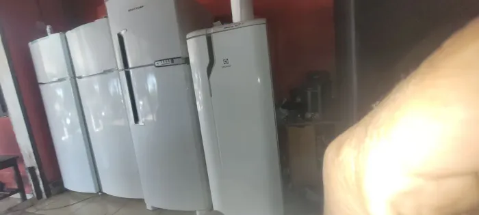 REFRIGERADOR GELO SECO ELETROLUX RE31