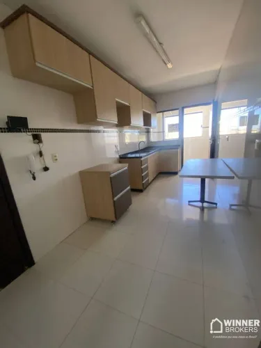 Apartamento com 3 dormitórios para alugar, 110 m² por R$ 2.700,01/mês - Jardim Itália - Ma
