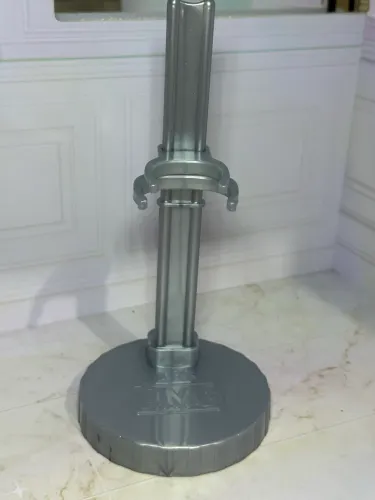 Pedestal boneca LOL MGA dois tamanhos cintura gama babe