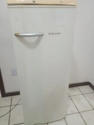 Geladeira Eletrolux