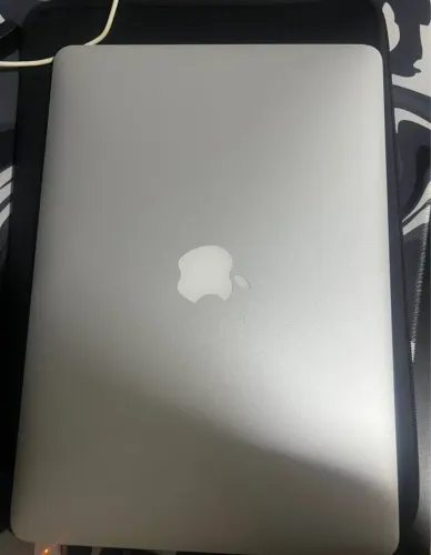Mac book air13 modelo 2017