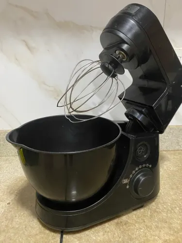 Batedeira planetária 600w
