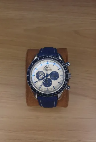 Relógio omega spedmaster Snoopy 