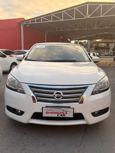 Nissan Sentra SL 2.0/ 2.0 Flex Fuel 16V Aut. 2015