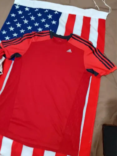Duas camisas adidas original 