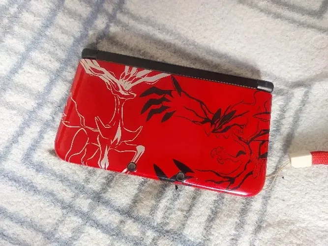 3DS XL Yveltal Edition 