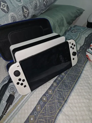 Nintendo switch OLED branco