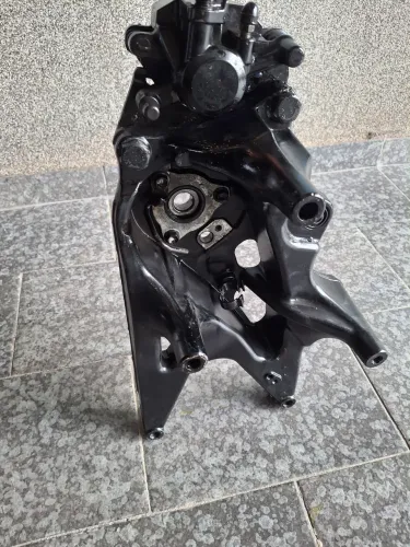Suporte do escapamento nmax 160 