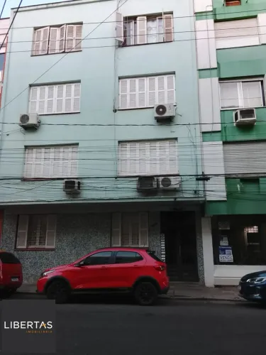 JK / Kitnet AMPLO Cidade Baixa - 1 lance de escada Preço atrativo