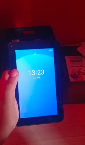 Vende-se tablet mais teclado