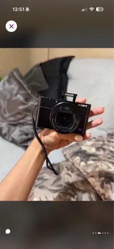 Câmera Sony rx100 iii preta