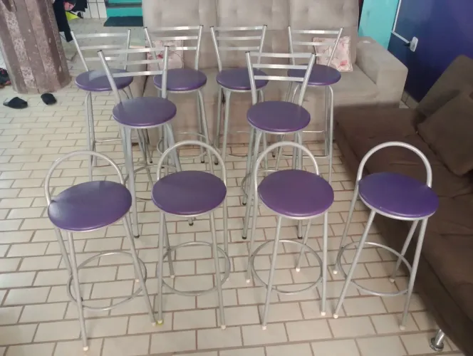 Banquetas Base de Ferro - 44,00 cada (tem dois tamanhos)