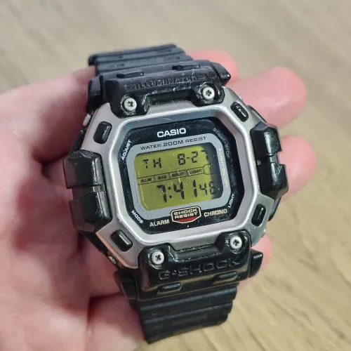Vintage Casio G-Shock Stargate DW-8300