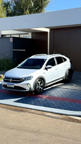 Volkswagen Nivus Highline 1.0 200 TSI Flex AUT 2021
