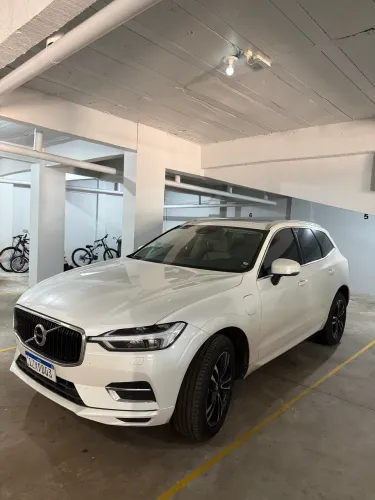 Volvo XC-60 XC 60 T-8 Híbrido Momentum 2.0 5P 2020