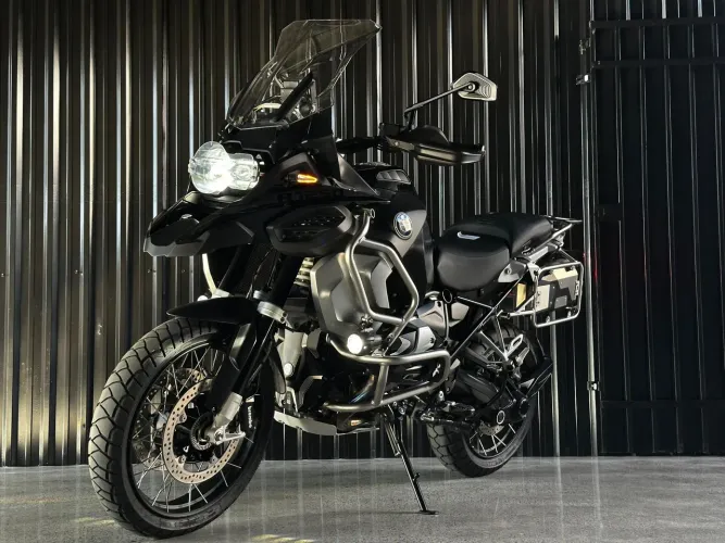 BMW R1250 GS ADVENTURE TRIPLE BLACK 719 OPTION
